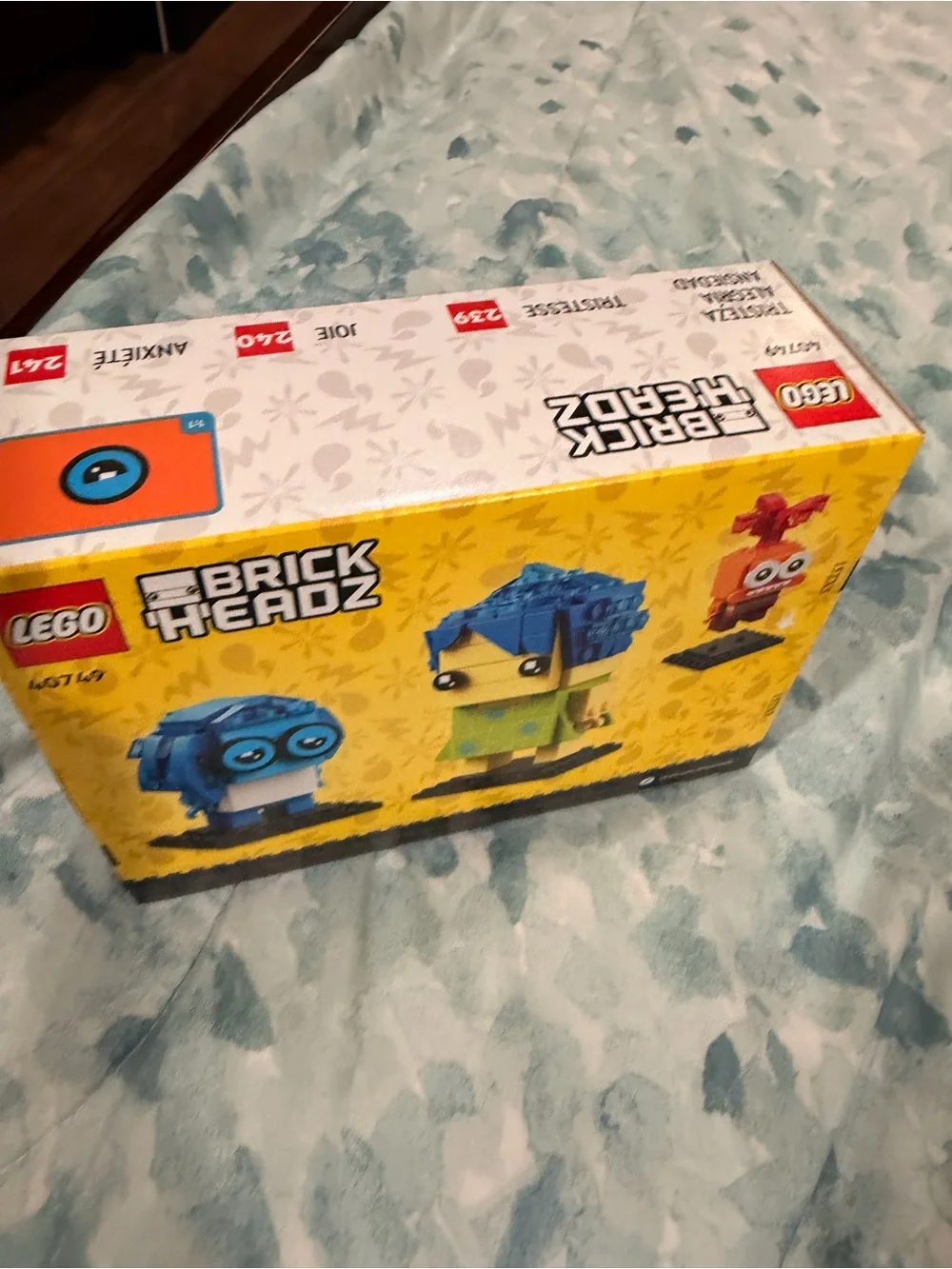 Sadness and Joy Kids LEGO Toy Building Set - BrickHeadz #40749